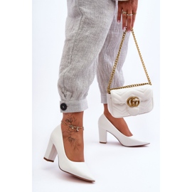 Klassiset Odessa valkoiset korkokengät valkoinen 1