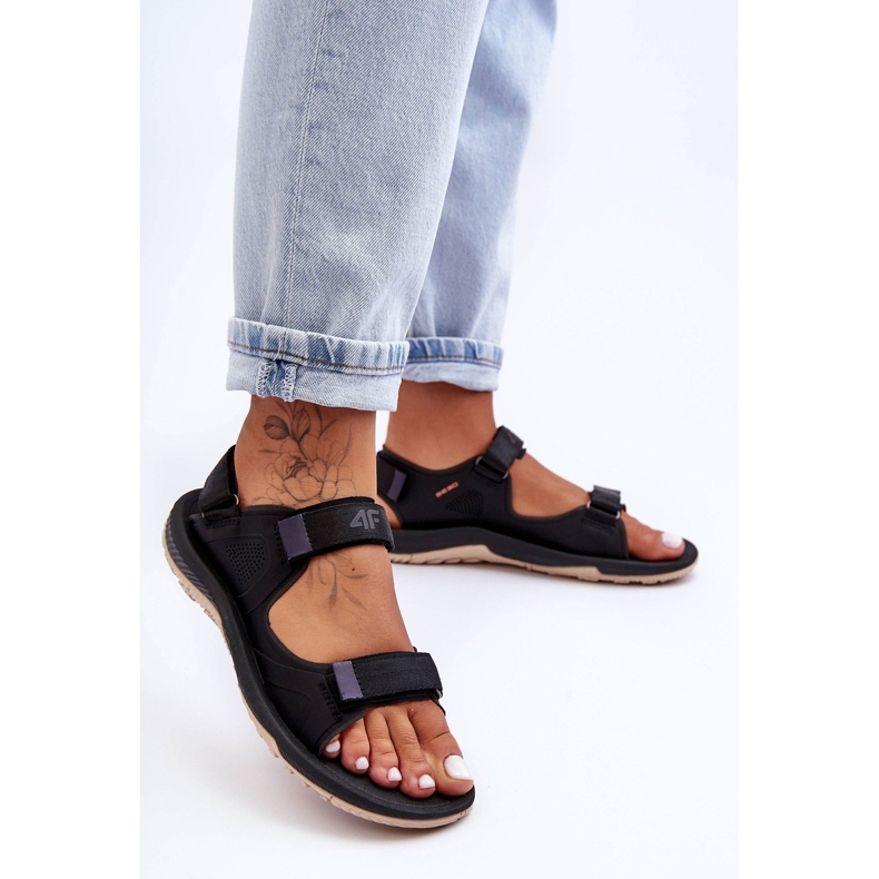 Naisten urheilusandaalit 4F 4FSS23FSANF016-22S Musta 2