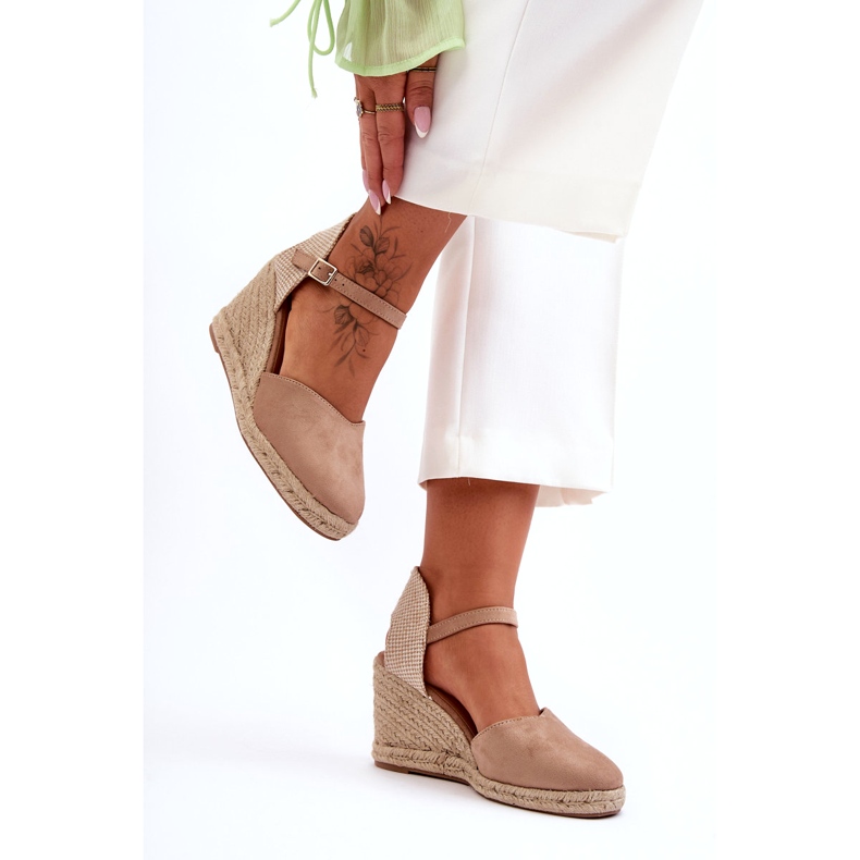 Suede Beige Wedge Sandaalit 7
