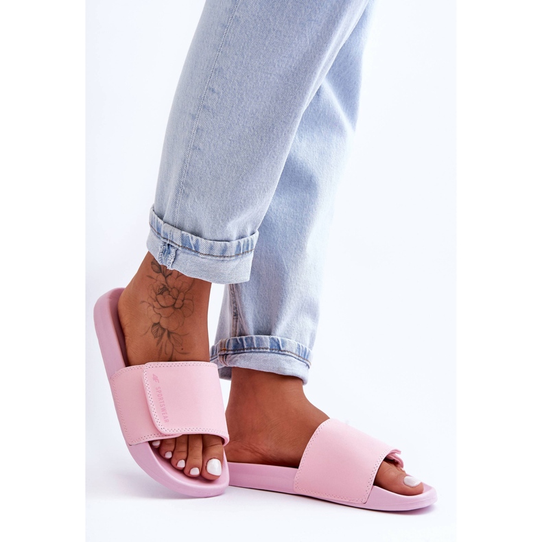 Naisten 4F 4FSS23FFLIF070-56S vaaleanpunaiset tossut vaaleanpunainen 1