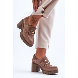 Lemar Tummanbeige Harmell tyylikkäät kengät pylväässä kultaisella koristeella 1