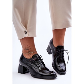 Laura Messi Naisten nahkaiset lakatut korkokengät, musta Keria 1