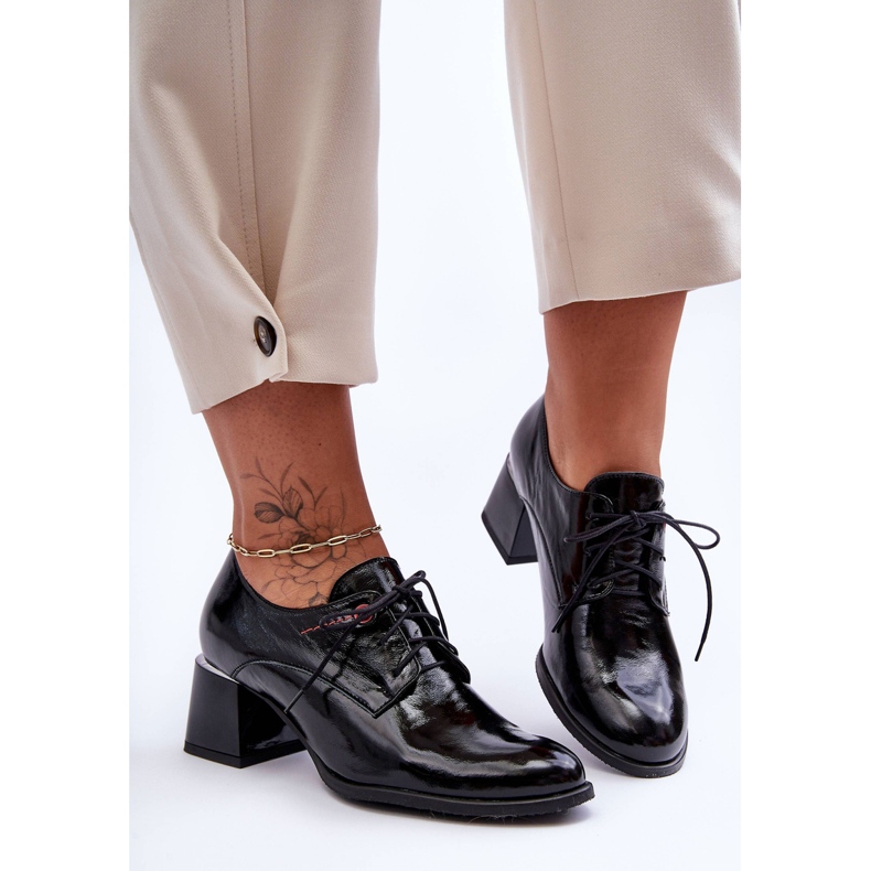 Laura Messi Naisten nahkaiset lakatut korkokengät, musta Keria 1