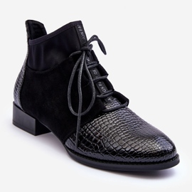 Naisten saappaat tasakorkoisilla mustalla S.Barski 259-1 1