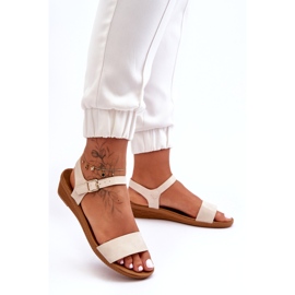 Arya Classic Low Wedge sandaalit beige 2