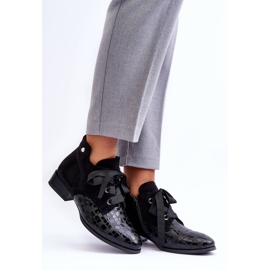 PD1 Naisten tasakorkokengät nauhalla, musta Meroni 1