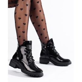 Vinceza naisten mustat lakatut saappaat 1