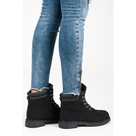 Queentina Black Trappers musta 1