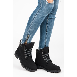 Queentina Black Trappers musta 2