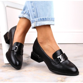 Litteät kengät ketjulla musta Vinceza 58162 1