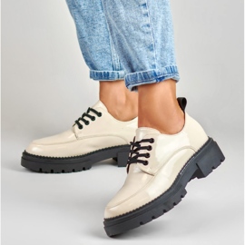 La.Fi Beiget lakatut nauhakengät 1