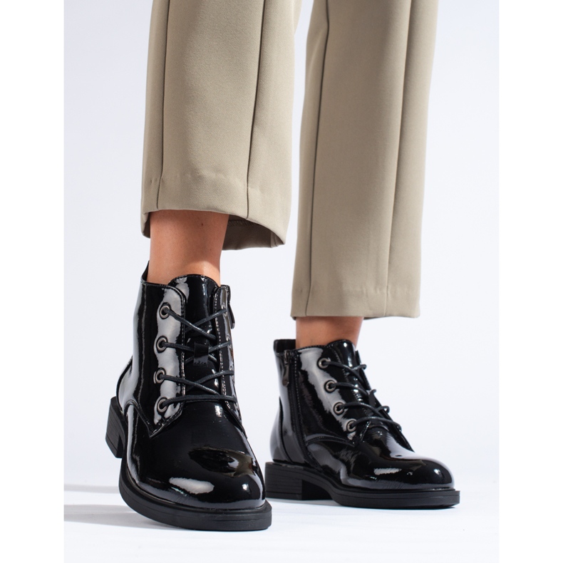 Naisten lakatut mustat Vinceza-saappaat 1