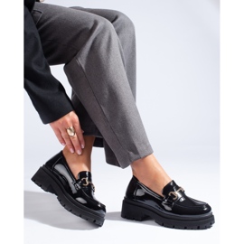 Shelovet kiiltonahkaiset loaferit paksulla pohjalla musta 1