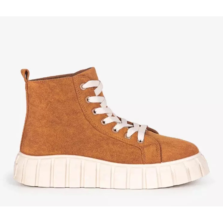 Kristuksenruskeat lenkkarit 1