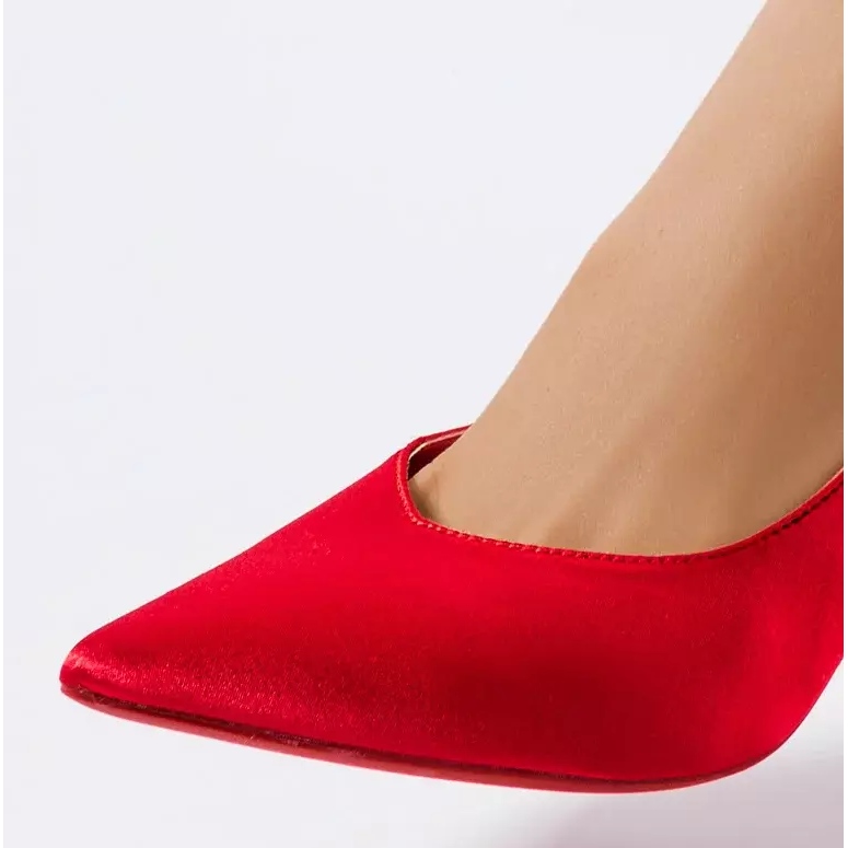 Punaiset korkokengät Anneli-sidoksella punainen 2