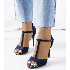 Inna Tummansiniset sandaalit Mungerin kantapäässä sininen 1