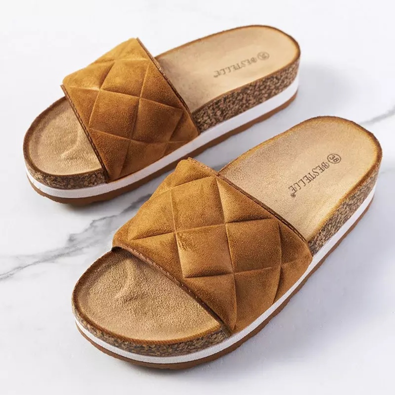 BM Ruskeat sandaalit Galtsin korkkipohjassa 1