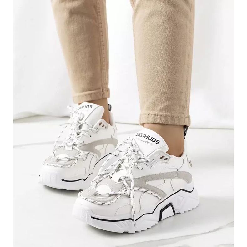 Adavalen valkoiset lenkkarit valkoinen 1