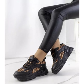 Mustat Akron lenkkarit 2