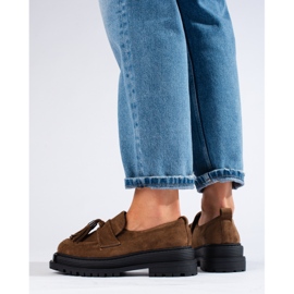 Naisten ruskeat mokkanahkaat Shelovet-tasolla 1