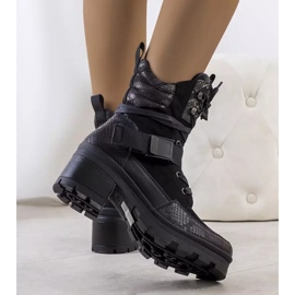 BM Mustat Pilastri korkokengät 1