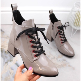 Lakatut ruskeat naisten saappaat D&amp;A S.Barski Premium Collection MR870-66 beige 1