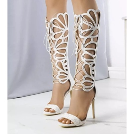 PA1 Julion harmaat sandaalit koristeellisella päällisellä 1