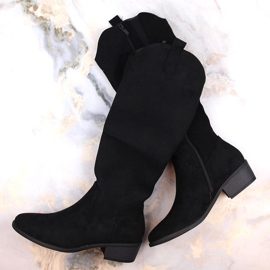 Naisten mokkaeristetyt saappaat mustat Jezzi RMR2353-4 1