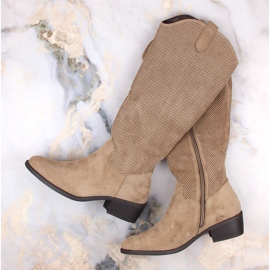 Naisten beigenväriset eristetyt mokkanahkasaappaat Jezzi RMR2353-4 1