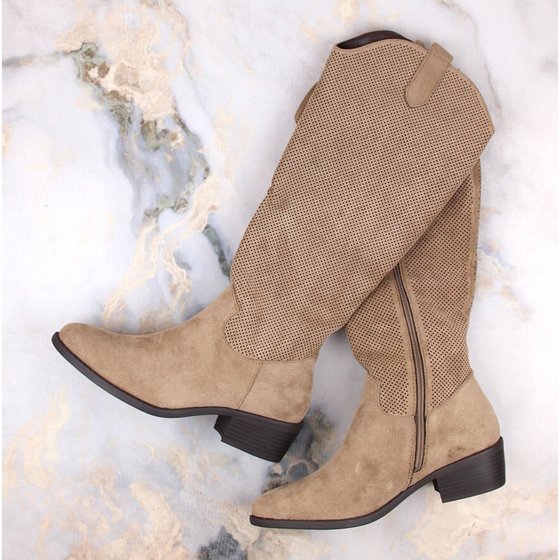 Naisten beigenväriset eristetyt mokkanahkasaappaat Jezzi RMR2353-4 1