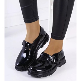 BM Mustat lakatut kengät Ancel-soljella 1