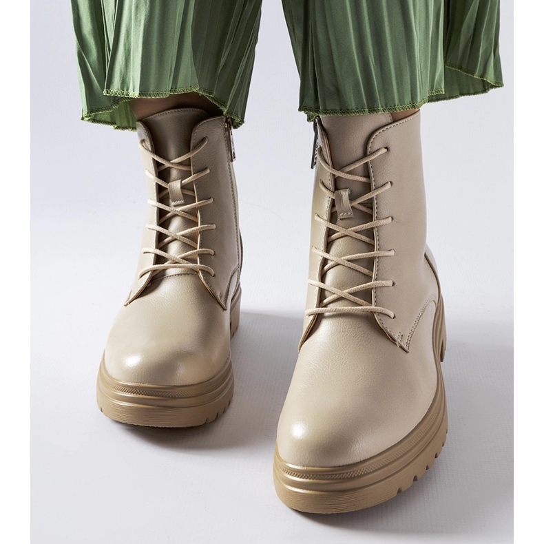 Vincezan beige-eristetyt vaelluskengät 1