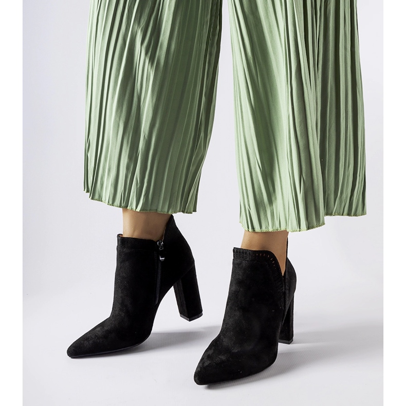 Mustat mokkanahkaiset Cammoro-nilkkurit 1