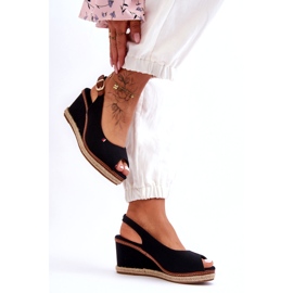 Naisten klassiset kiila sandaalit musta Katie 1