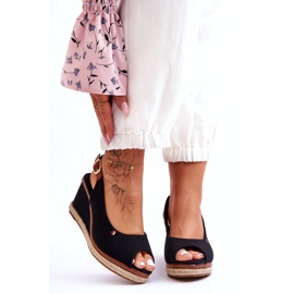 Naisten klassiset kiila sandaalit musta Katie 4