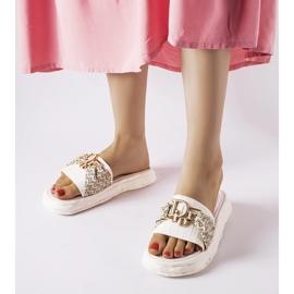 Inna Bérard valkoiset koristeelliset kumiset varvastossut valkoinen 1