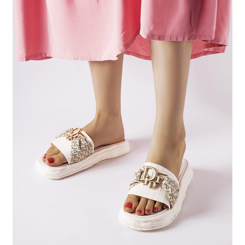 Inna Bérard valkoiset koristeelliset kumiset varvastossut valkoinen 1