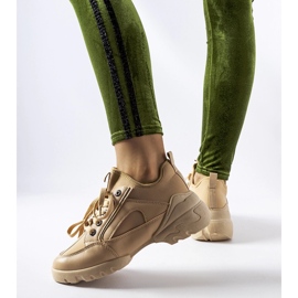 Tummanbeiget tennarit, joissa joustava Abal-päällinen 1