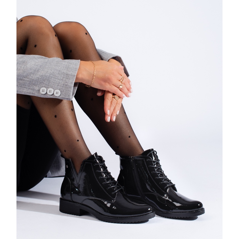 Vinceza patenttimustat nauhoitusnilkkurit 2