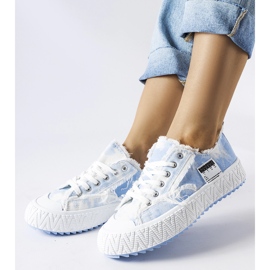 Inna Safiylta vaaleanpunaiset lenkkarit, joissa hankausta vaaleanpunainen 1