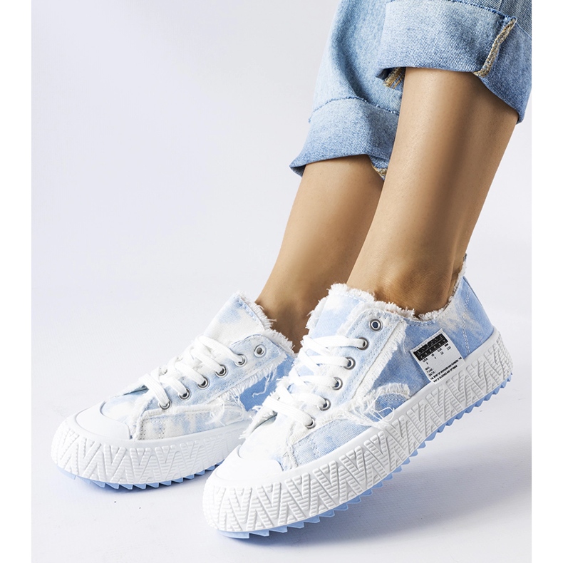 Inna Safiylta vaaleanpunaiset lenkkarit, joissa hankausta vaaleanpunainen 1