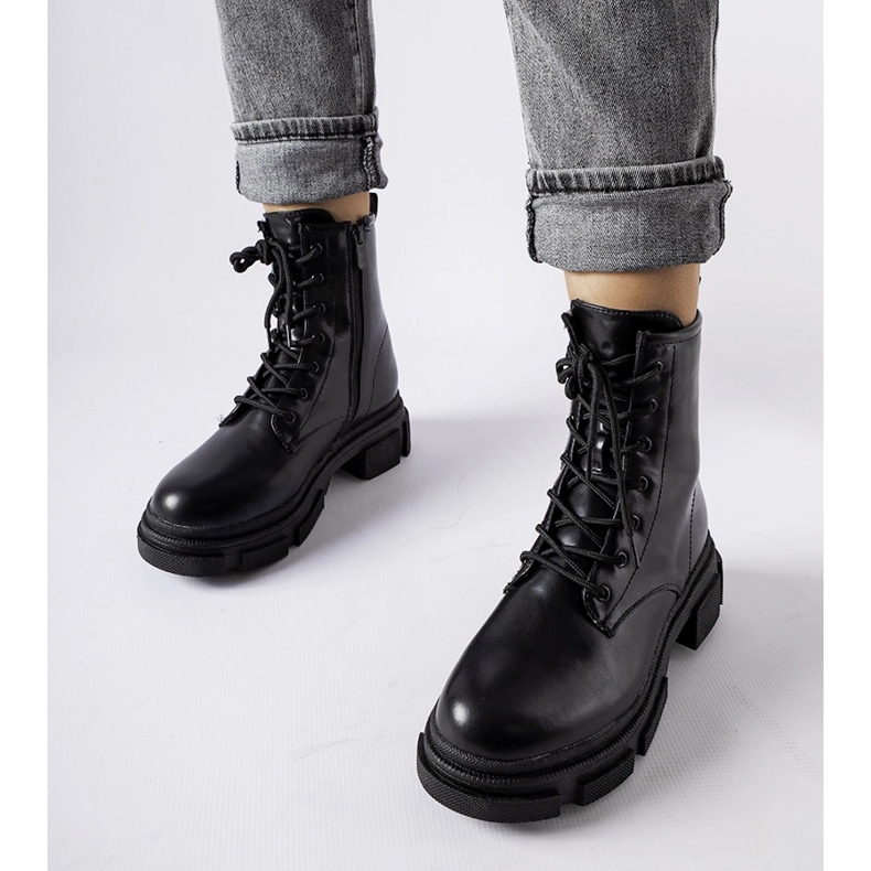 Musta klassikko Berto-työläiset 1