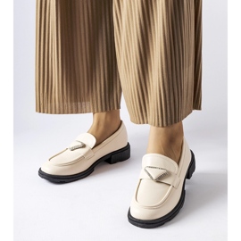 Beige mokkasiinit koristeltu Marsilius strassit 1