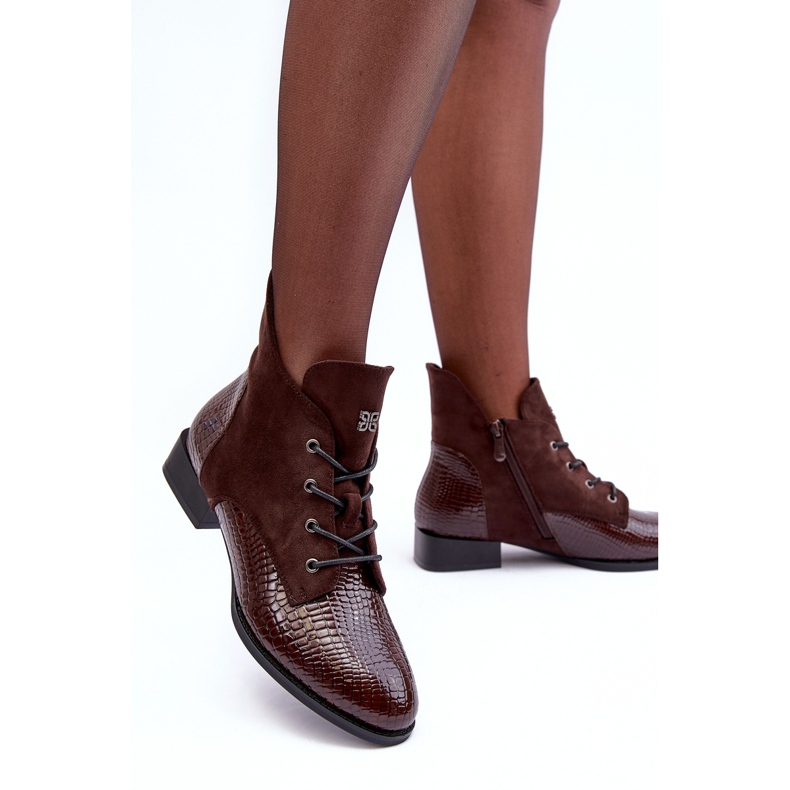 Vinceza Ruskeat nahkaiset nilkkurit, joissa eläinkuvioinen tasakorkoinen Tianeta 1