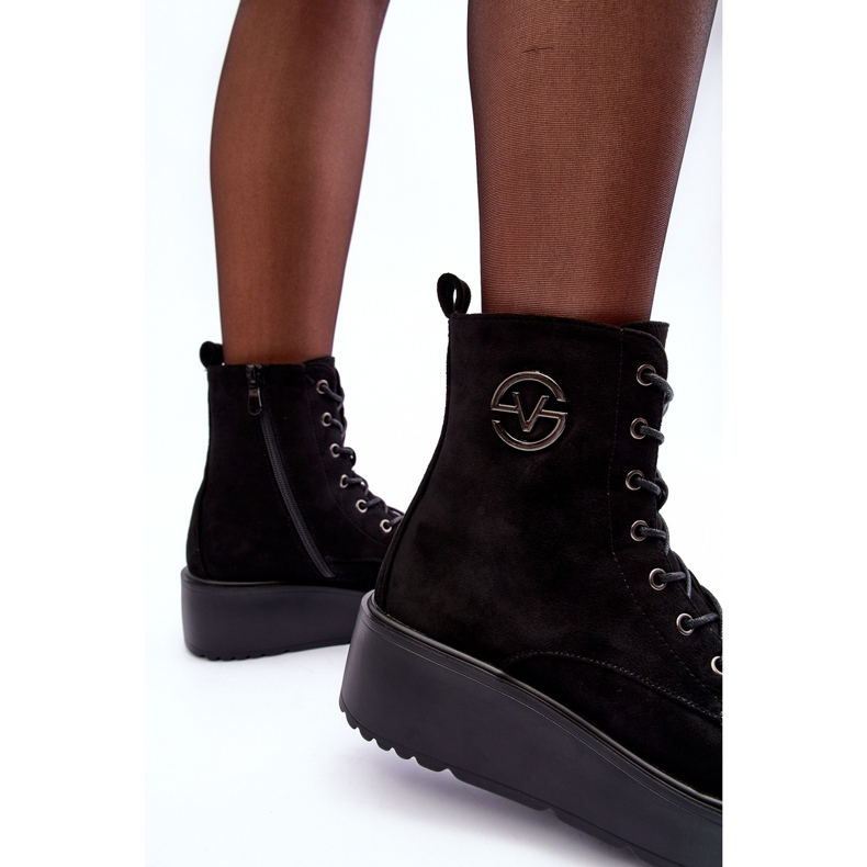 Vinceza Mokkanahkaiset työntekijänilkkurit massiivisella alustalla Wedge Black Lavica musta 1