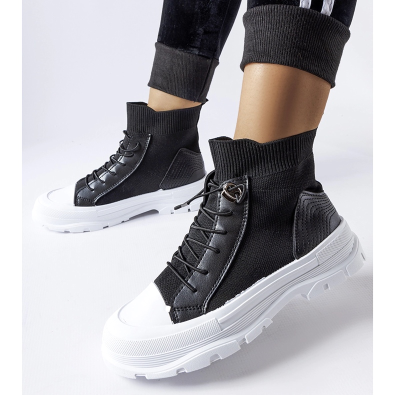 Inna Fredo korkeasukkaiset mustat tennarit 1