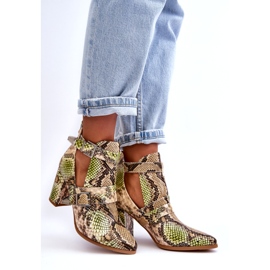 Muodikkaat korkeakorkoiset nilkkurit, joissa leikkaukset, beige ja vihreä 1