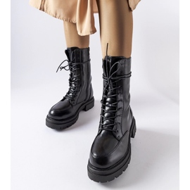 Mustat Juin-eristetyt saappaat 1