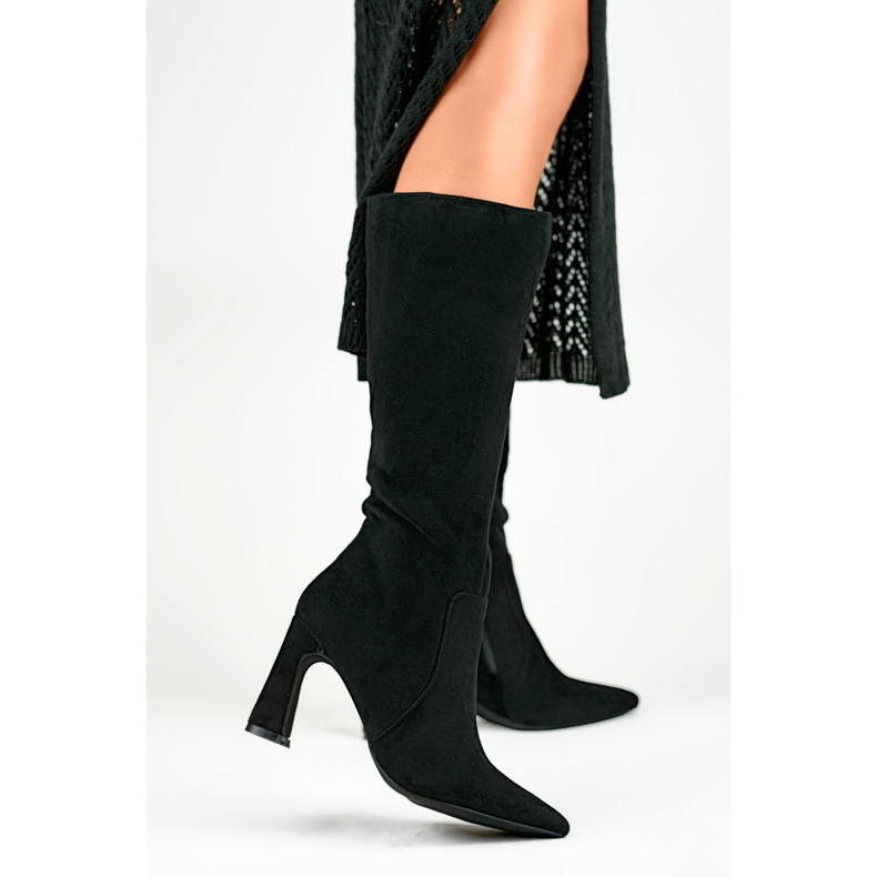 Naisten mustat polvikorkeakorkoiset saappaat 1