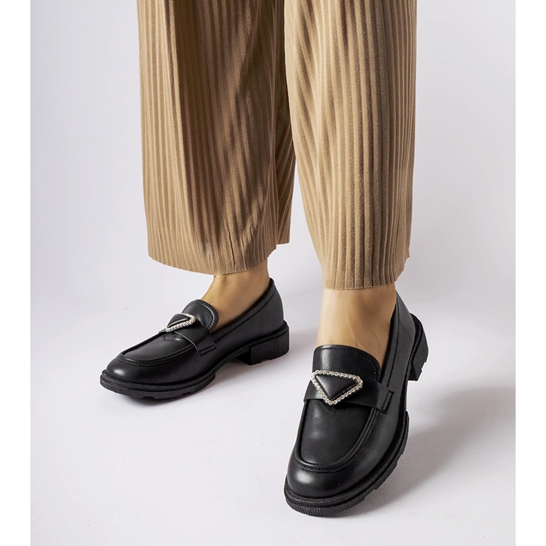 Mustat mokasiinit koristeltu Marsilius strassikivillä 1